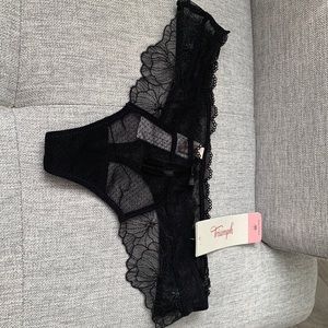 NWT Triumph Panties sz XS